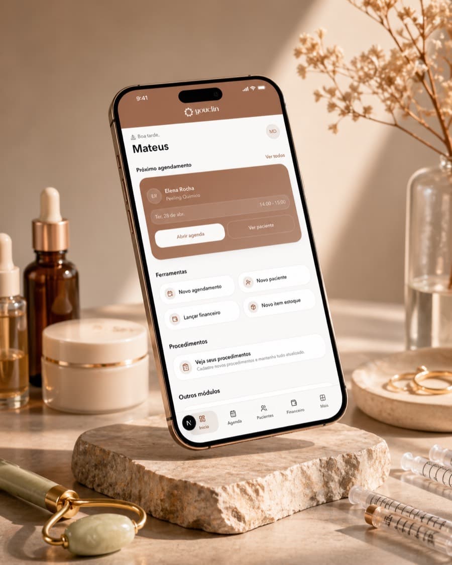 YouClin no Web App e Mobile